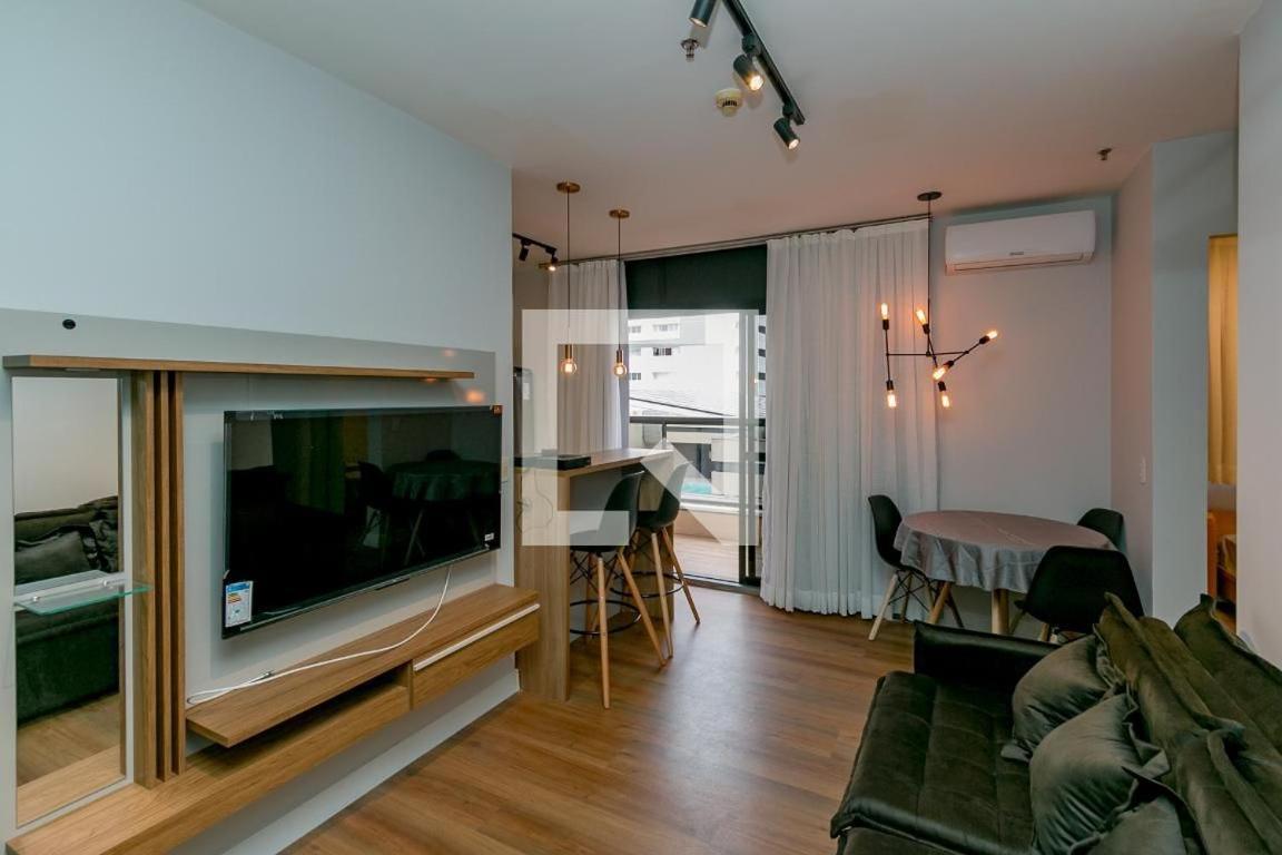 Apartamento-flat Ao Lado Do Aeroporto De Congonhas Apartment *