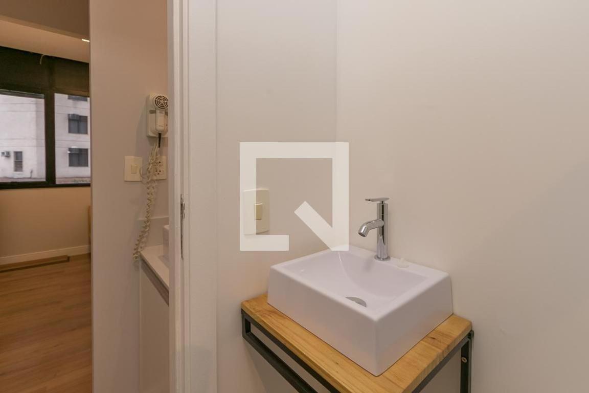 Apartamento-flat Ao Lado Do Aeroporto De Congonhas Apartamento São Paulo